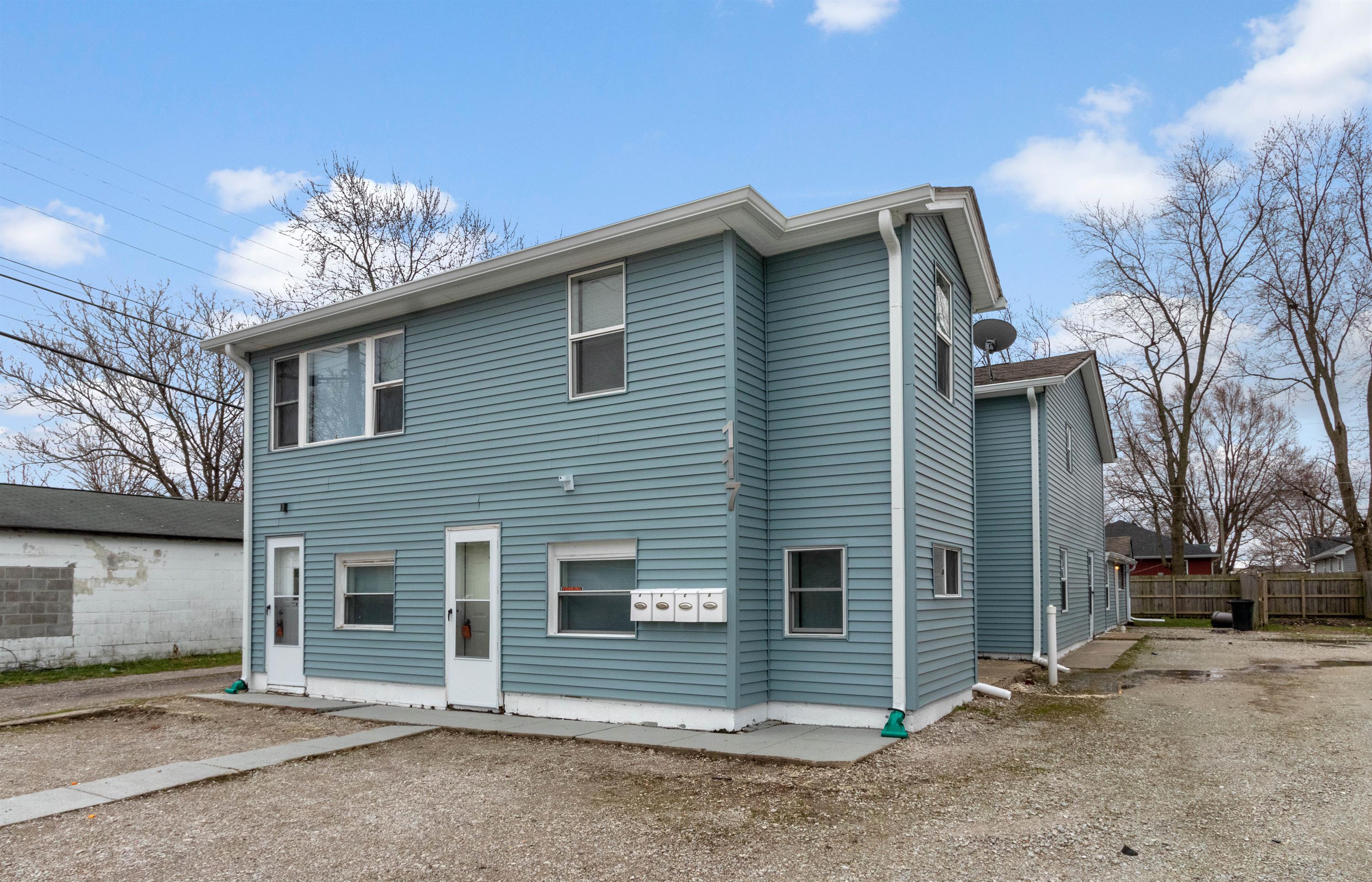 117 West Noble Street - B